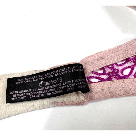 Victoria's Secret Sexy Little Thing 34C Bra Lite Pink Embroidered Underwire Y2K - Picture 10 of 10